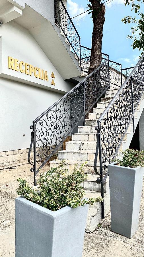 Hotel Olimpija Plus Herceg Novi Luaran gambar